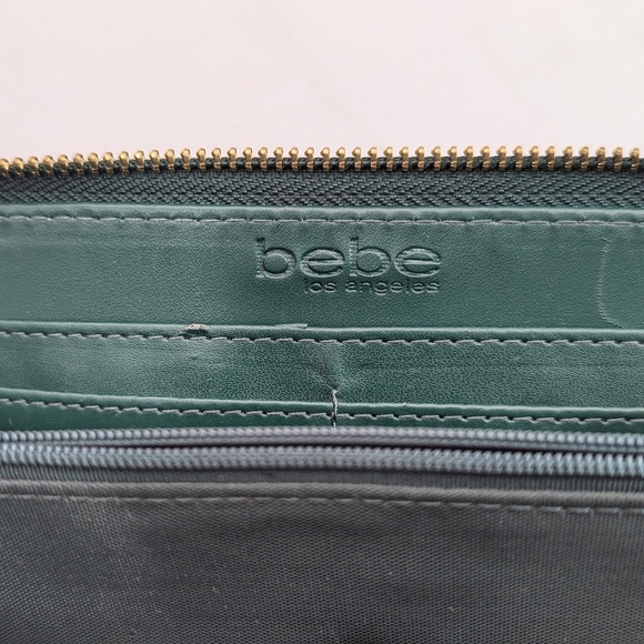 Bebe Evelyn Croco Zip Around Green Gold Wallet Wristlet Clutch - Picture 5 of 10